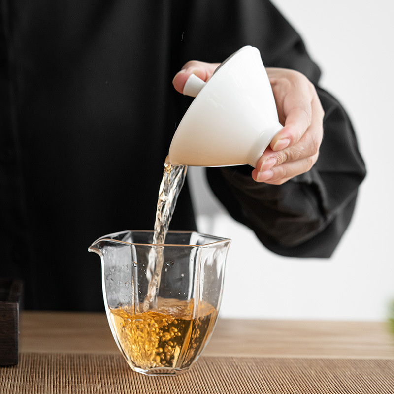 Bát có nắp sứ trắng ngọc cừu Bát pha trà gốm sứ đơn giản Cốc pha trà Bộ trà Kung Fu Bát Trà Tam tài kính cốc pha trà