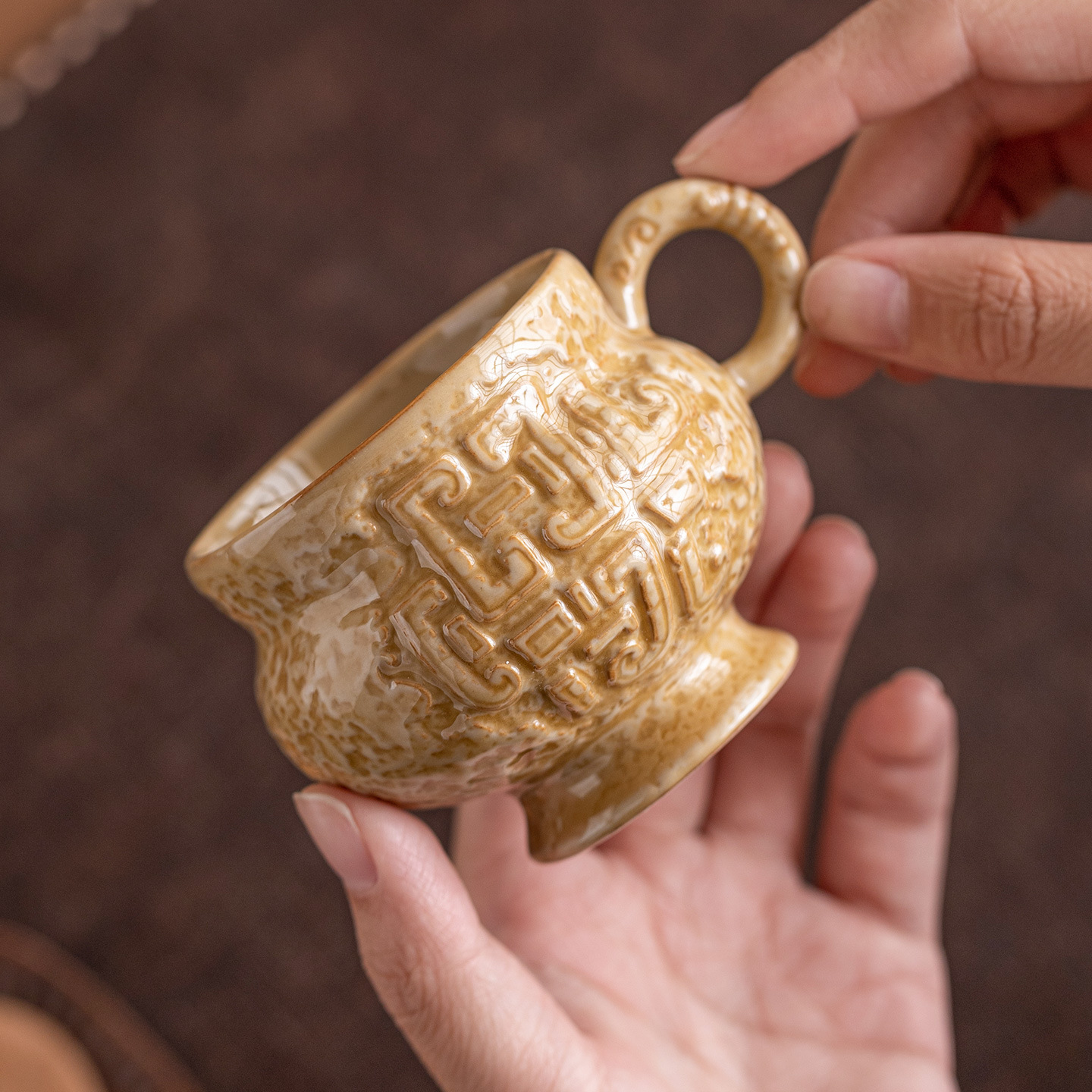 Tách trà men ngọc Yue Kiln làm sẵn, tách trà bụng tròn màu vàng, tách trà gốm sứ cổ điển, tách đơn dùng cho Kung Fu tại nhà.