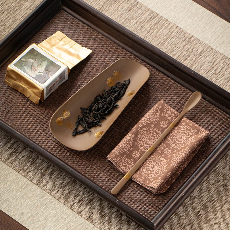 Bán buôn đồ sơn mài bằng sắt cũ thủ công, trà sen, phụ kiện bộ trà, muỗng cà phê, thưởng thức trà sen, trà sen, trà đạo sáu quý ông