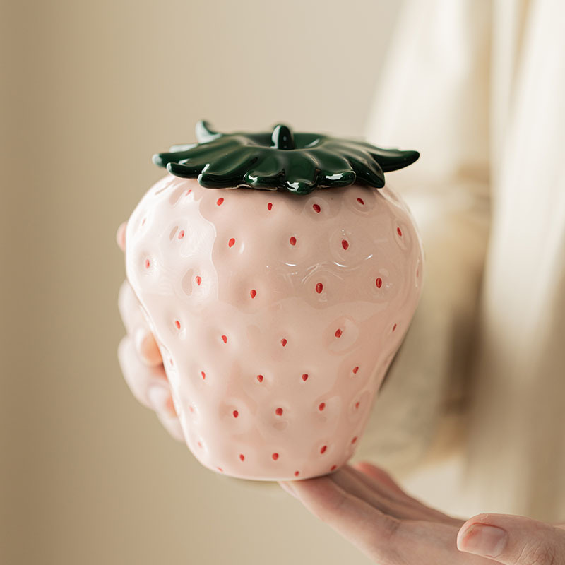 Lọ trà dâu tây đồ trang trí trang trí gia dụng gốm sứ sáng tạo lọ đựng đồ kín lọ đựng trà lọ đựng trà phụ kiện bộ trà