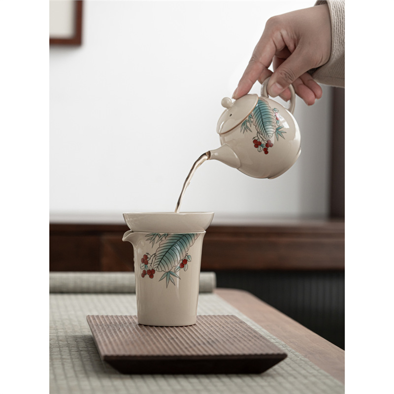 Bộ ấm trà Kung Fu gốm sứ Trung Quốc Bộ ấm trà văn phòng gặp gỡ cốc trà hộp quà tặng bán buôn quà tặng