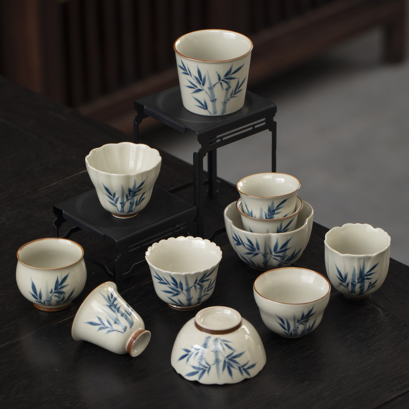 Cốc trà nhỏ vẽ tay tự do phong cách quốc gia Bộ trà Kung Fu gốm sứ gia dụng Trung Quốc cổ điển cốc một thùng cốc tráng men màu
