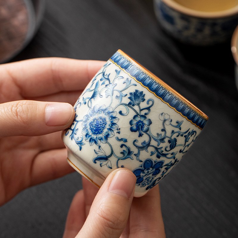 Cốc trà cá nhân hoa sen xanh và trắng Ruyao cốc chủ sở hữu cốc mở chuyên dụng cá nhân có thể nâng cốc đơn Kung Fu bán buôn cốc trà