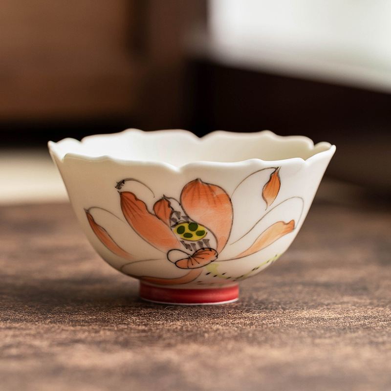 Cốc trà gốm sứ cốc chủ nhân cốc hoa sen vẽ tay miệng hoa sen cốc uống trà gia dụng cốc trà Kung Fu cốc trà