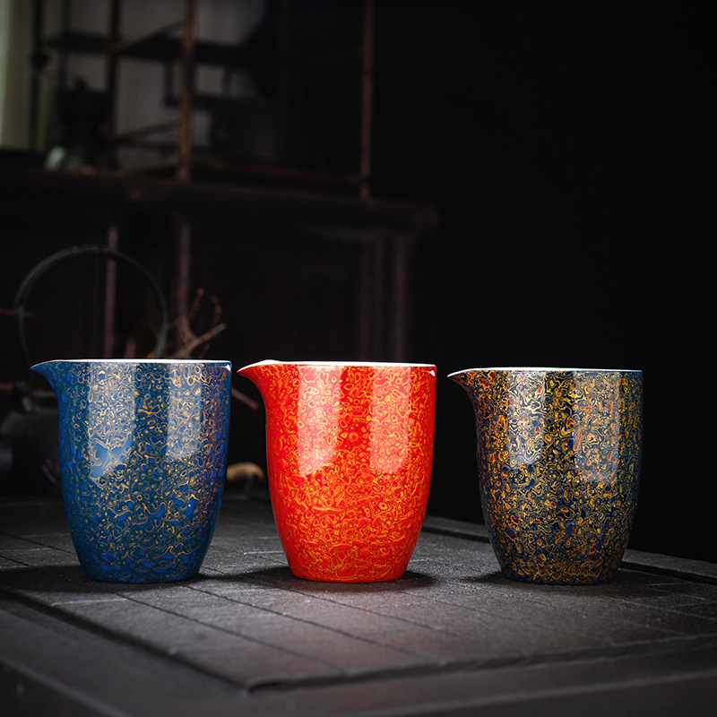 Dụng cụ chia tách trà gia dụng bằng tay cao cấp dụng cụ pha trà công phu mạ vàng phụ kiện cốc trà cốc đồng nhất bao bì hộp quà