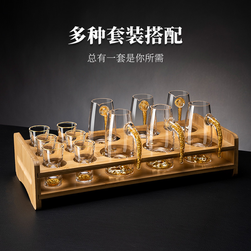 Ly rượu trắng vàng lá vàng phong cách Trung Quốc có thang điểm, bộ giá để cốc rượu mạnh một hoặc hai hai tại nhà sản xuất