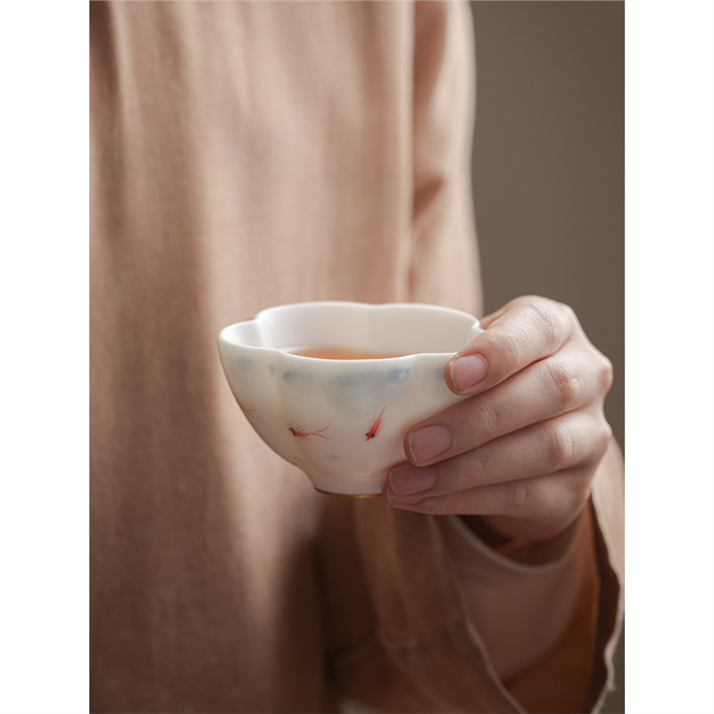 Vẽ tay chơi cá, cốc chủ, cốc trà Ru, cốc trà, cốc trà, cốc trà, cốc đơn gốm sứ cao cấp, quà lưu niệm
