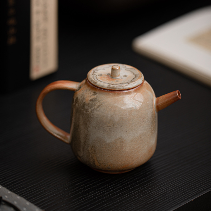 Nồi vuông Shiino Shiyaki Bộ ấm trà Kung Fu gốm sứ cổ điển thay đổi sáng tạo ấm pha trà bóng lỗ lọc ấm đơn