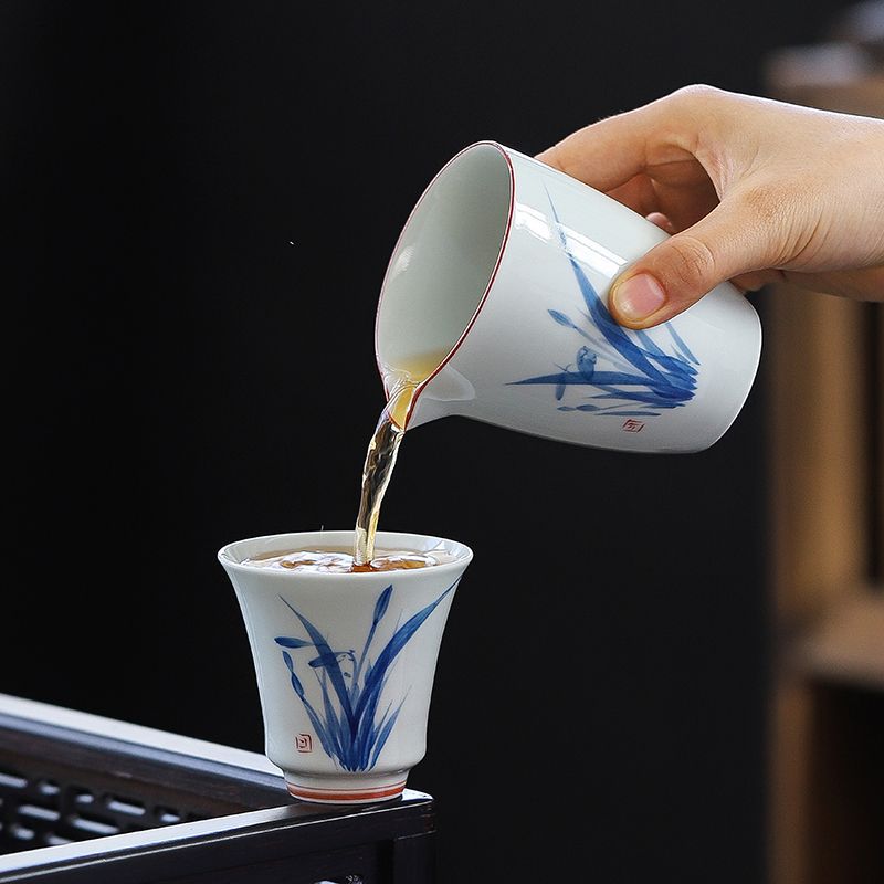 Cốc chủ nhân cỡ lớn vẽ tay cổ điển cốc trà Kung Fu cốc nước gốm sứ tráng men màu Trung Quốc cốc trà sứ trắng xanh cốc trà
