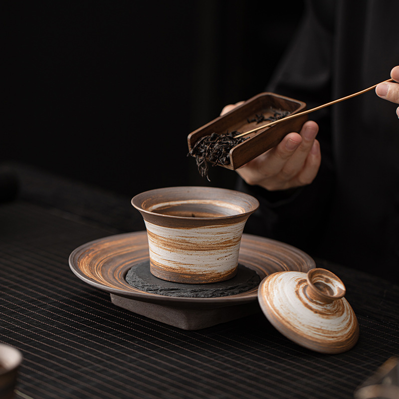 Bát có nắp móng ngựa trắng Wabi-Jiying Bát đựng trà cổ điển thủ công Bát có nắp tam tài gia dụng dụng cụ pha trà công phu gốm thô