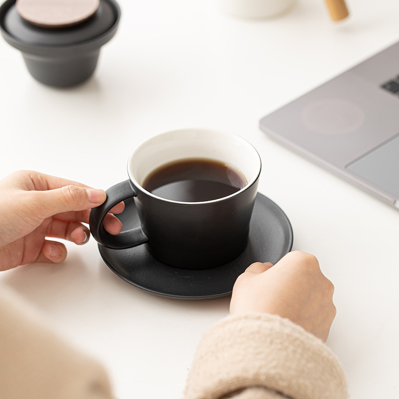 Bộ đĩa cốc trà cà phê Yuanhong đơn giản trà chiều gia dụng văn phòng cốc cà phê cốc hoa kéo cốc cốc cốc ăn sáng