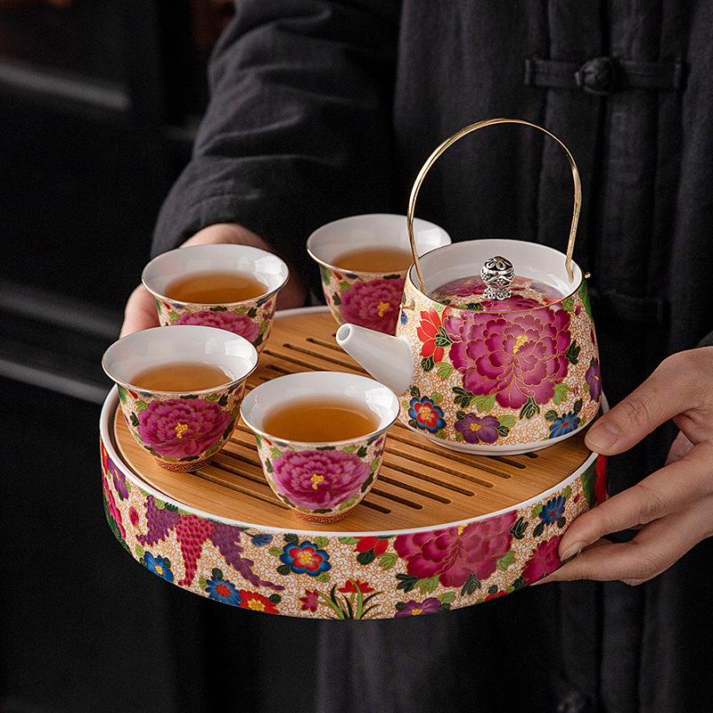 Bộ ấm trà Jingdezhen Bộ ấm trà mới 2024 Bộ ấm trà trọn bộ một ấm bốn cốc Hộp quà tặng tinh tế dành cho nữ
