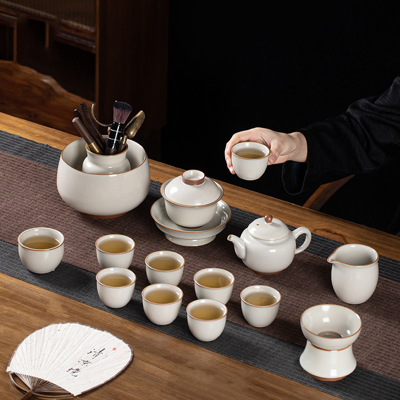 Bộ ấm trà Kung Fu lò Ru gia dụng mẫu mới 2024 ấm trà gốm sứ cao cấp sang trọng nhẹ cốc trà nắp bát hộp quà