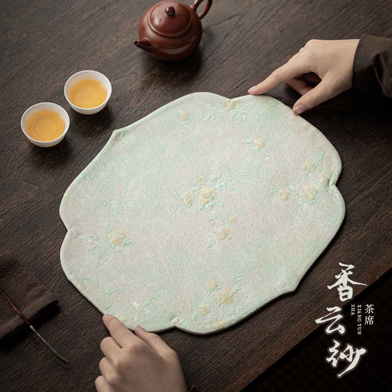 Xiangyunsha Mancao Thảm trà hình chữ nhật màu xanh lá cây Bàn trà tại nhà Khăn trà phong cách Trung Quốc Thảm trà cờ trà Thảm bong bóng khô cách nhiệt chống bỏng