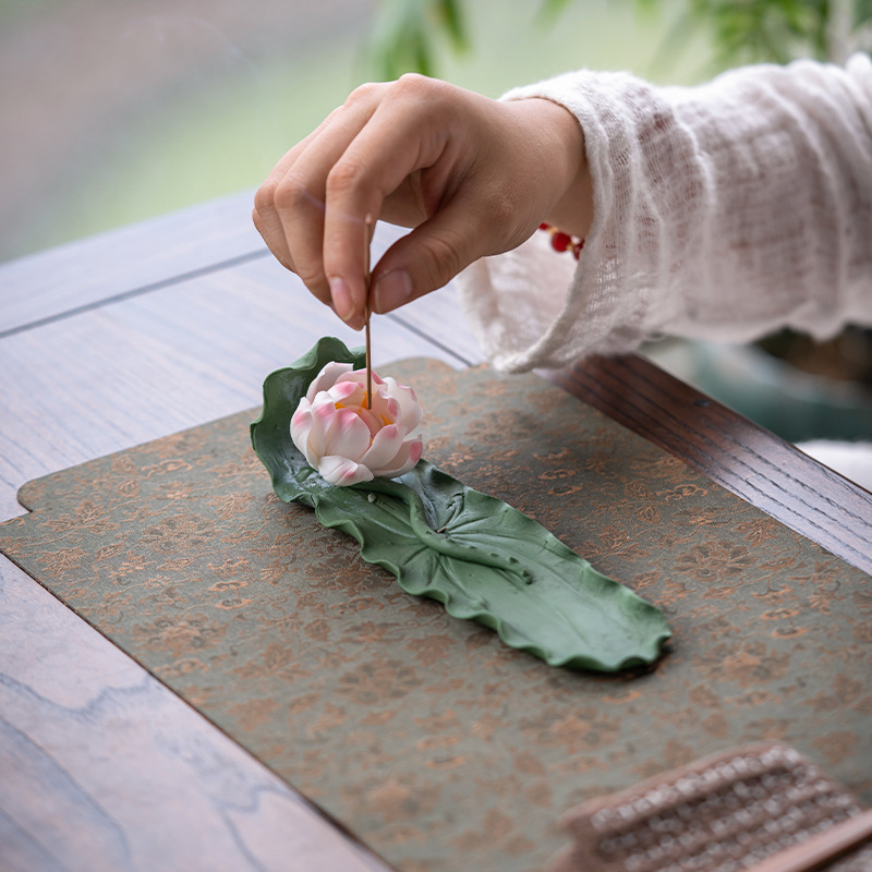 Bộ ấm trà cao cấp, hộp quà kết hợp hương thơm, quà lưu niệm doanh nghiệp thiết thực, quà tặng sáng tạo cho lãnh đạo khách hàng