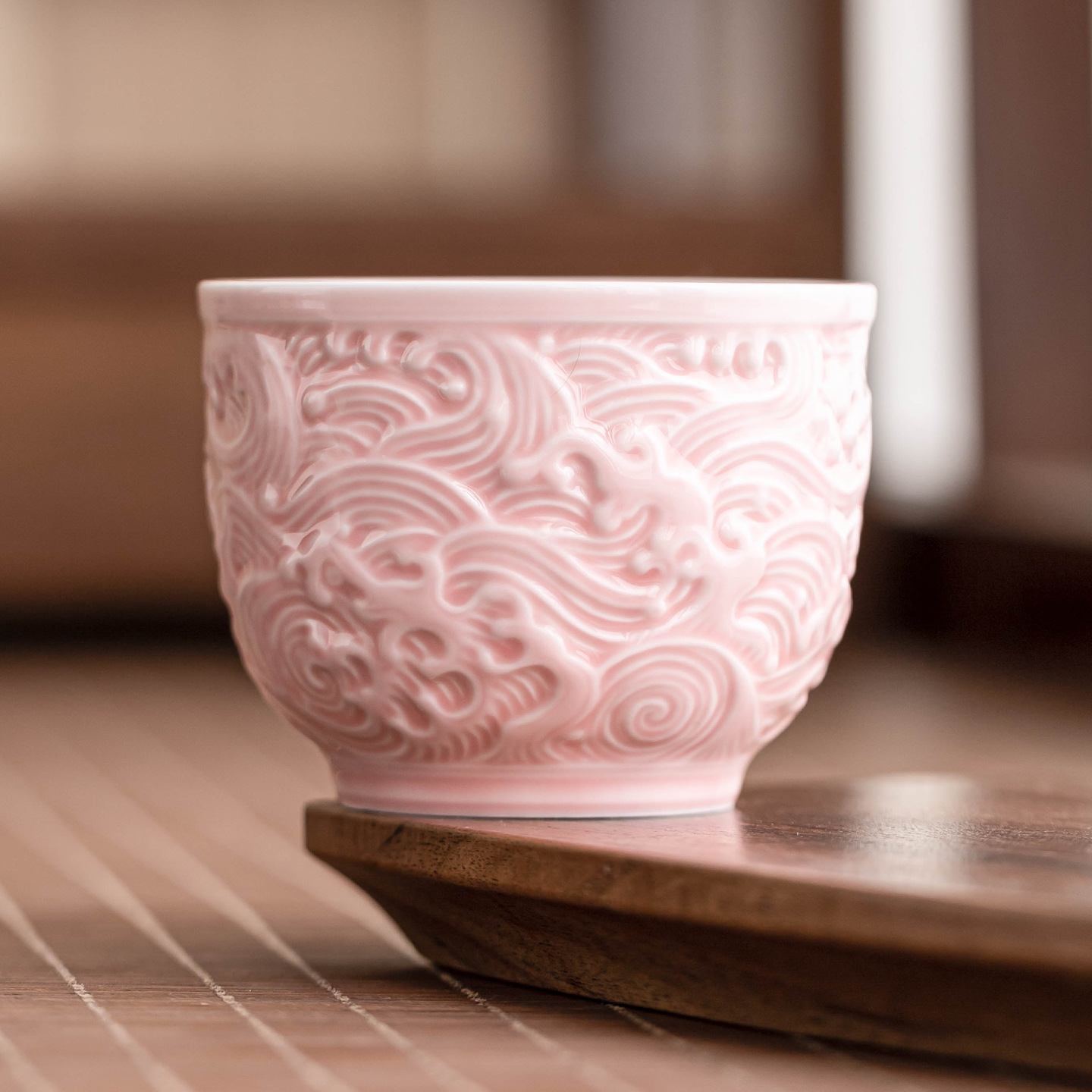 Dập nổi sóng hộ gia đình cốc trà cốc trà cao cấp cá nhân bột Shuyun cốc gốm chủ cốc trà bộ cốc đơn