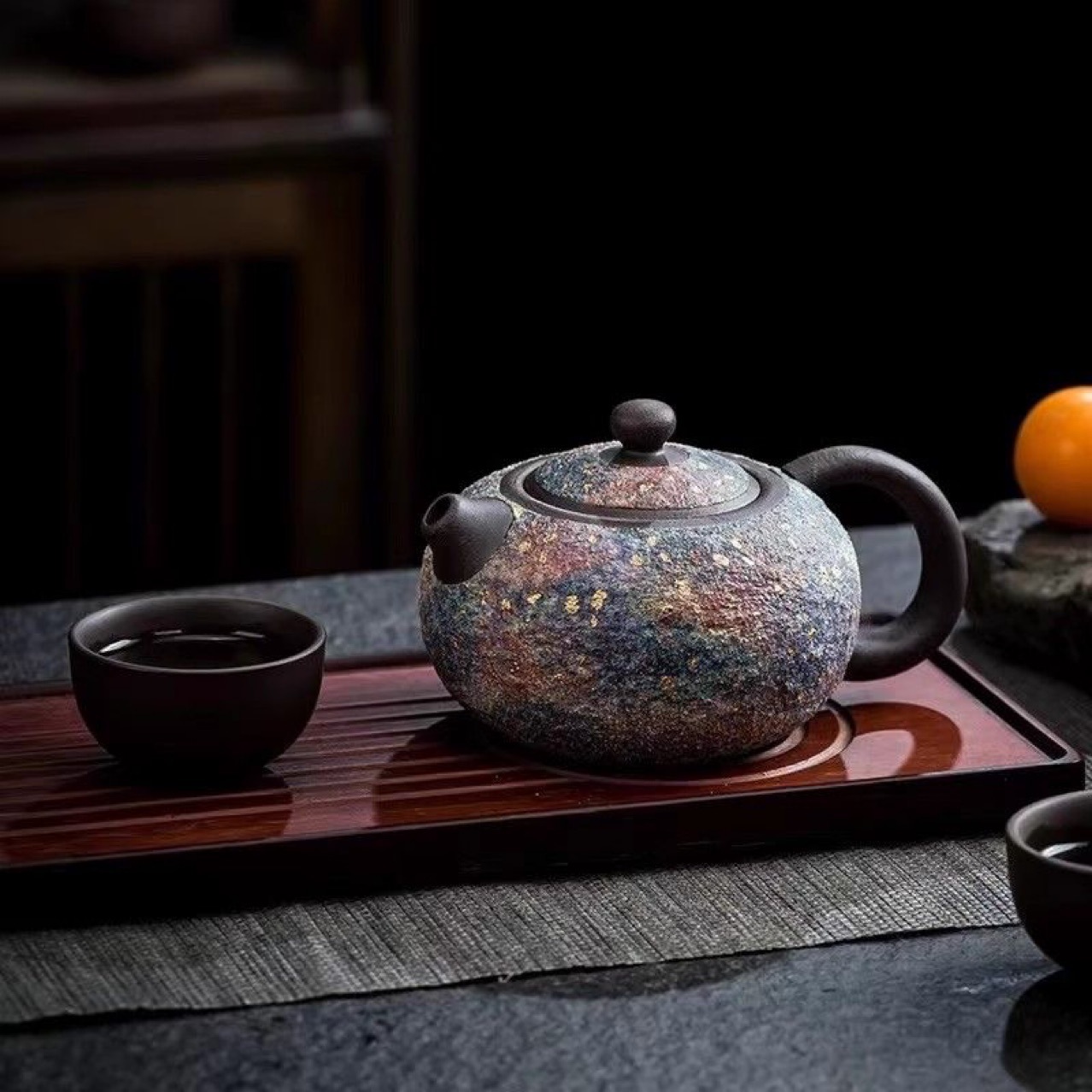 Master Lin Peifu làm bằng tay đầy màu sắc mỏ đá ấm Xi Shi làm quà tặng gia đình cao cấp Jianzhan ấm trà retro có thể được nâng lên