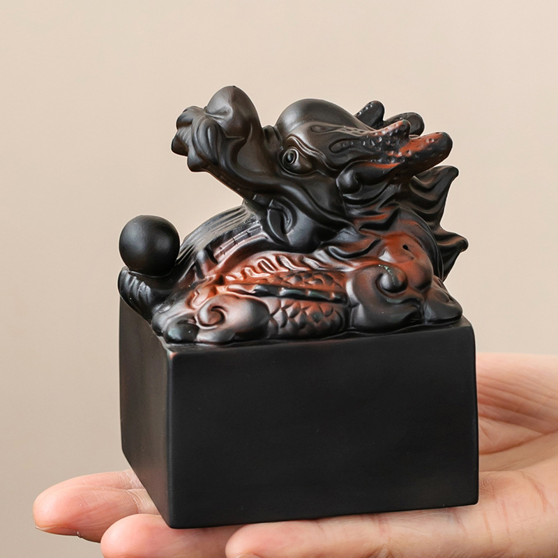 Đồ trang trí nhà bằng gốm sứ làm thủ công Panlong Yuxi trà vật nuôi gốm sứ đồ trang trí bàn trà bàn trà phụ kiện bộ trà Kung Fu