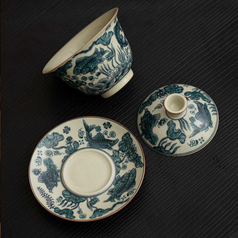 Bát có nắp tam tài hoa văn tảo cá lò Song Ru kiểu Trung Quốc