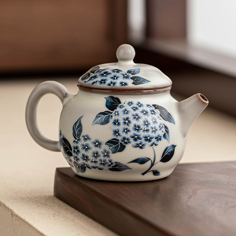 Ấm trà tinh tế cao cấp Ru Kiln ấm cầm tay hoa cẩm tú cầu Ruqing đông lạnh mỡ lợn ấm pha trà gia dụng một ấm hai chén quà tặng