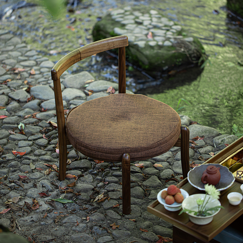 Ghế futon có thể gập lại bằng Gỗ Óc Chó mới của Trung Quốc, ghế cửa sổ lồi đơn giản, ghế ngồi cầm tay ngoài trời bằng gỗ nguyên khối, ghế trà, ghế đẩu nhỏ