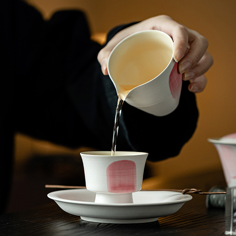 Cốc trà bột pha nước trắng kiểu Nhật cốc trà gốm sứ gia dụng Kung Fu chân cao cốc chủ nhân lớn cốc đơn cốc trà