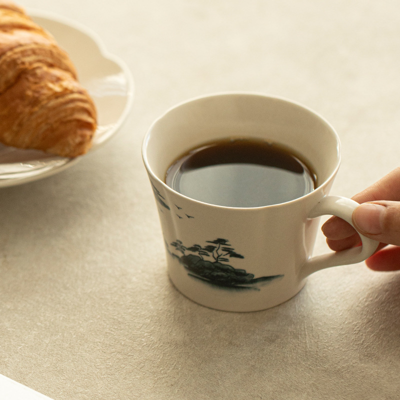 Cốc cà phê gốm sứ vẽ tay phong cách Trung Quốc Chupu cốc nước có giá trị cao phong cảnh tráng men cốc trà chiều cao cấp gia dụng