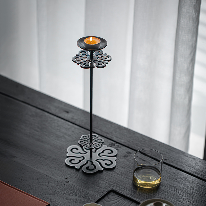 Bàn nến hoa sương sắt nghệ thuật Sáu Ngày đồ trang trí Thiền kiểu Trung Quốc cổ điển bàn trà văn phòng gia dụng Lư Hương đèn dầu hoài cổ