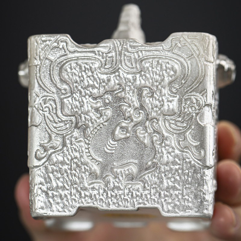 Bộ ấm chén trà bạc dát vàng, họa tiết rồng nổi vuông, bộ ấm chén Kung Fu dành tặng ông bà, giáo viên, lãnh đạo và cha mẹ nhân dịp Trung thu