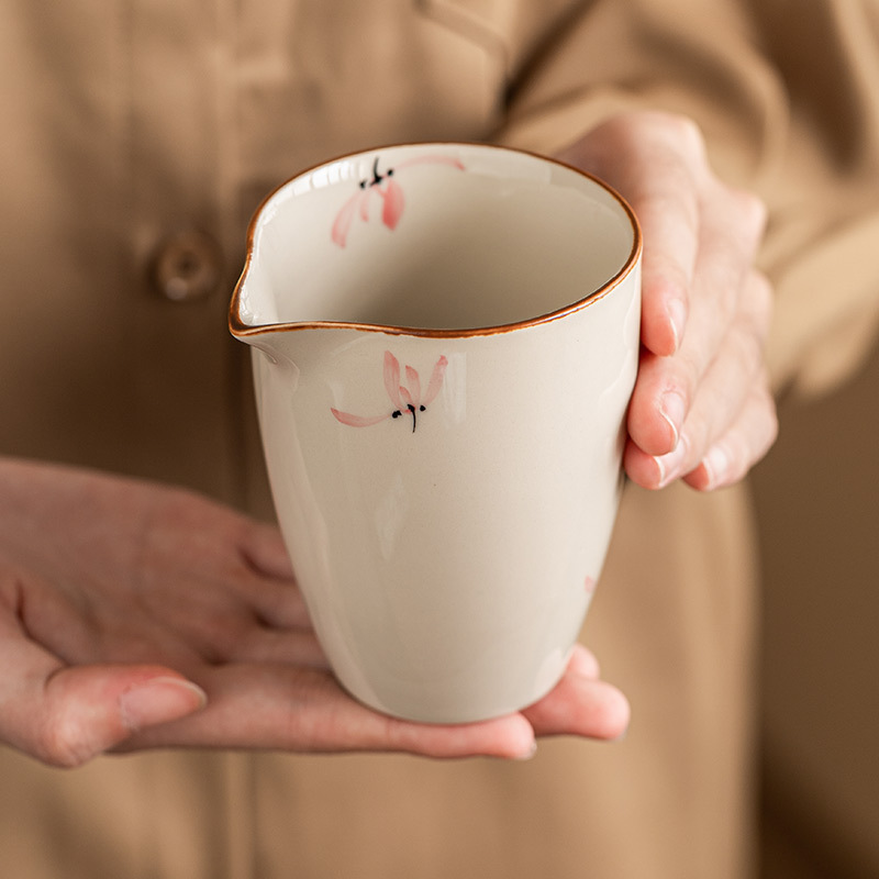 Nhà máy vẽ tay hoa lan màu hồng cốc gốm cốc công cộng cốc đồng phục cao cấp phụ kiện trà bộ trà phân chia trà