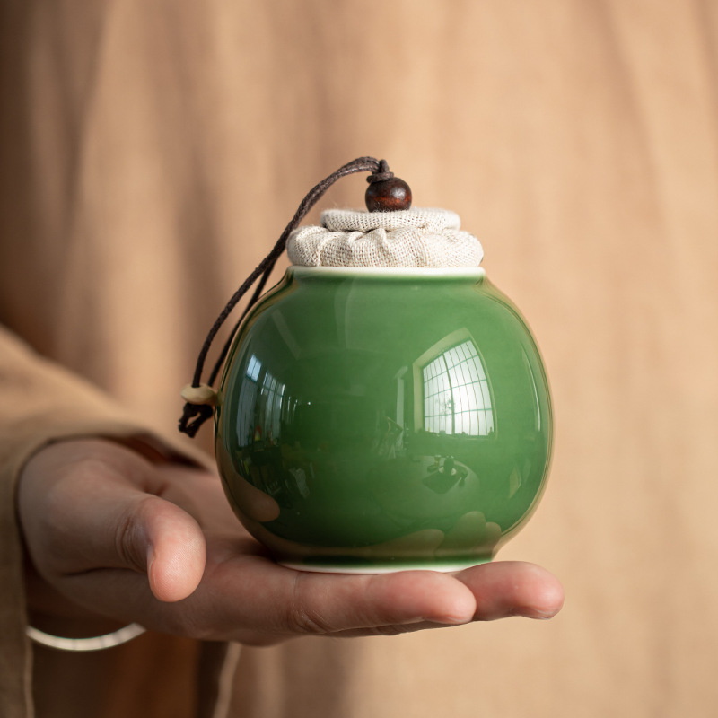 Hộp đựng trà tròn nhỏ tráng men men xanh kiểu Nhật Bộ trà Kung Fu nhỏ bằng men ngọc