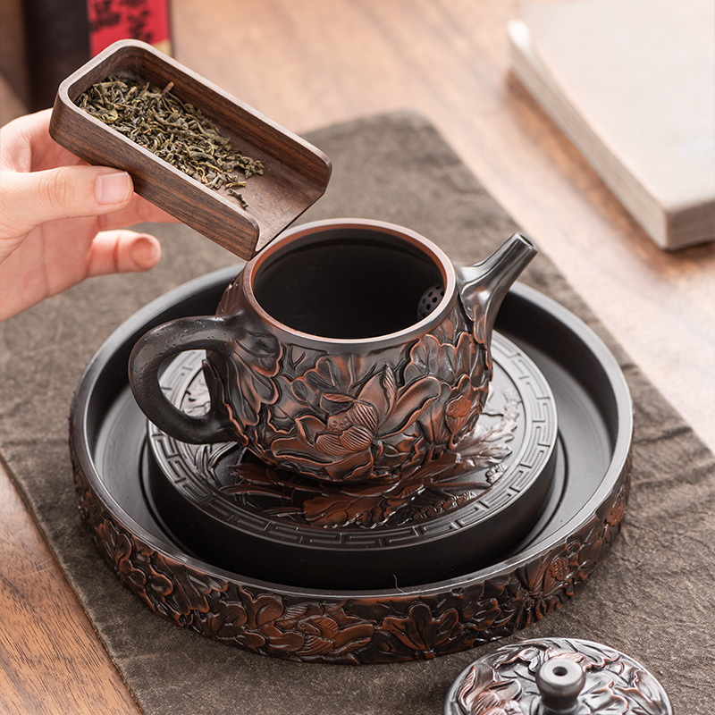 Ấm trà thủ công nổi tiếng Vân Nam gốm tím ấm đơn chạm nổi đầy đủ ấm pha trà chạm khắc ấm trà bộ ấm sức khỏe