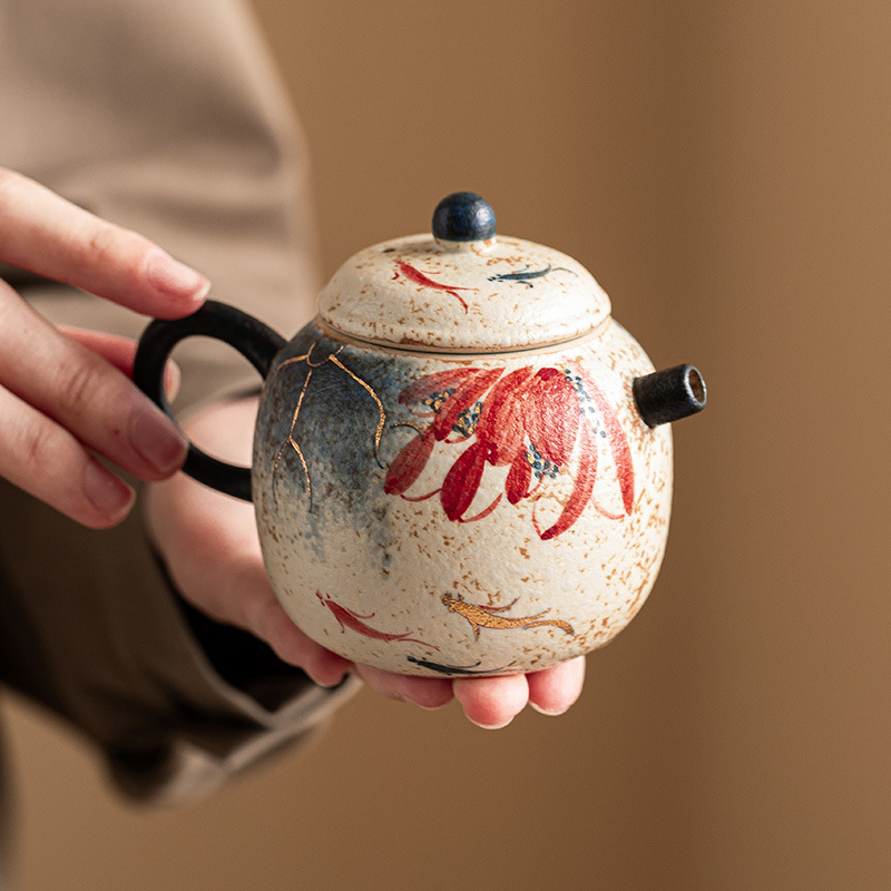 Nhà máy màu xanh và trắng đá lửa đỏ bộ ấm trà lọc trà màu đỏ chạm khắc vàng vẽ tay hoa sen vần Koi quả bóng nhỏ ấm pha trà
