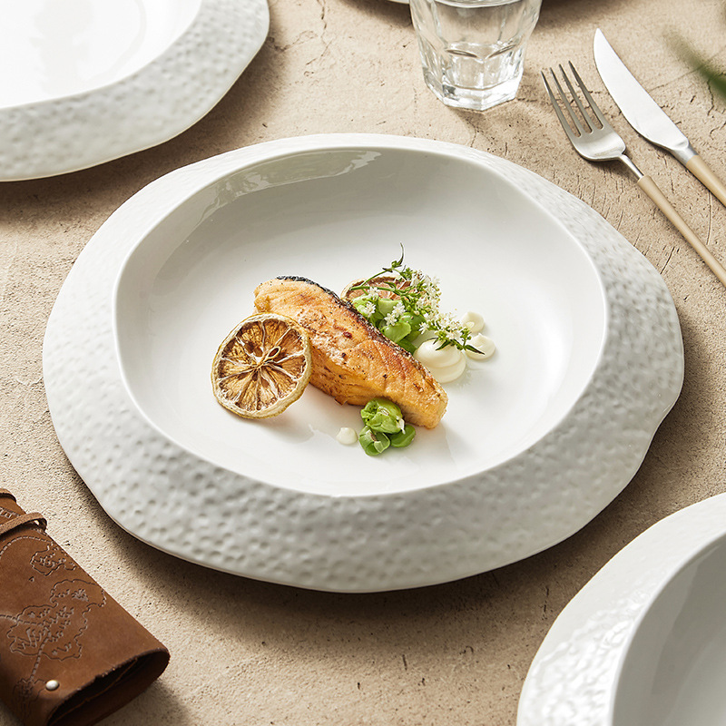 Đĩa đồ ăn phương Tây màu trắng, đĩa rau lạnh không đều, Bộ đồ ăn phân tử cao cấp, đĩa gốm Câu Lạc Bộ khách sạn