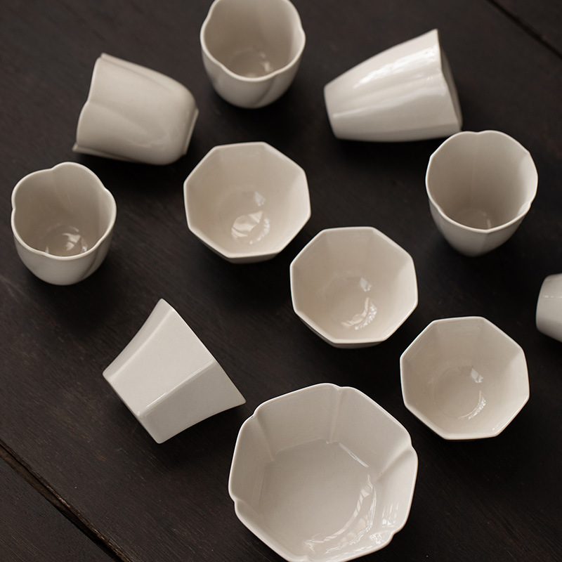 Bán buôn tách trà cánh hoa màu xám thực vật cốc chủ nhân cốc trà đồ dùng gia đình gốm sứ bộ trà kungfu cá nhân cốc đơn