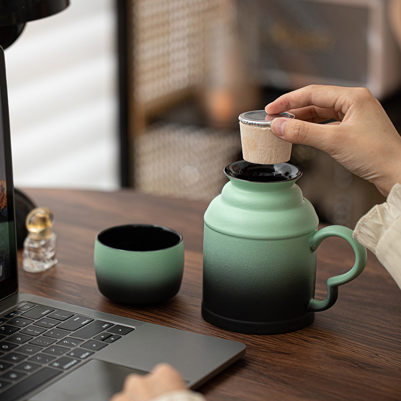 Cốc có nắp chuyển màu sáng tạo dành cho văn phòng tại nhà, bình giữ nhiệt nhỏ kiểu cổ điển Trung Quốc, cốc nước dung tích lớn.