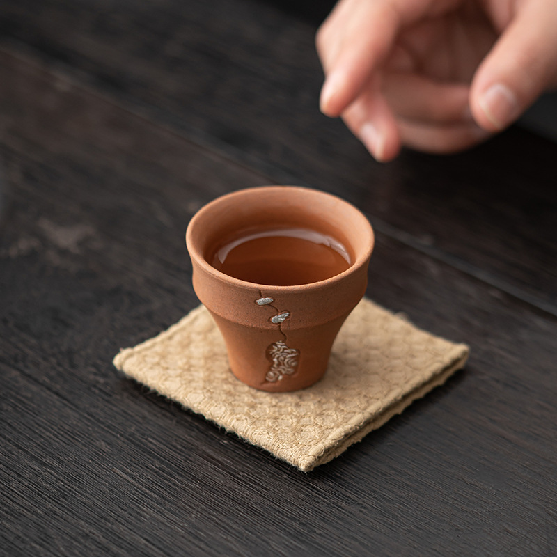 Chén chủ cổ điển bùn đá trống rỗng Zhai, cốc móng tay mạ bạc thủ công kiểu Nhật, cốc trà gốm sứ