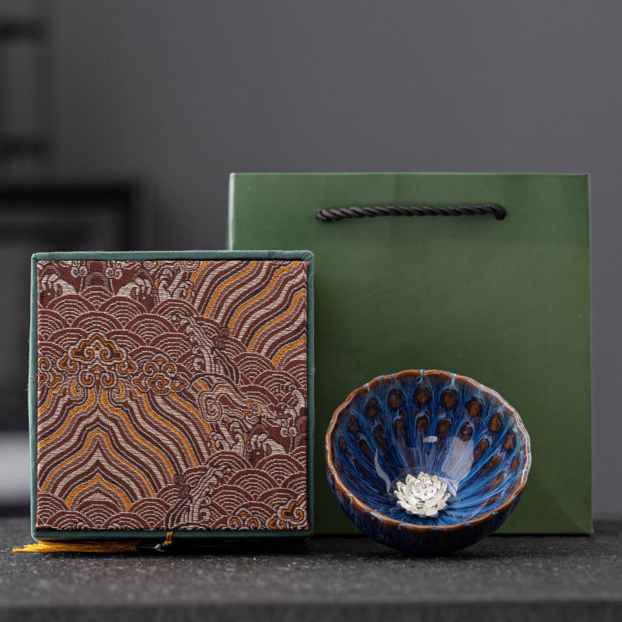 Cốc chủ lò dát vàng, cốc đơn, cốc đôi, cốc trà, cốc trà gốm sứ, cốc trà Kung Fu, quà tặng, trà, quà tặng phong cách Trung Quốc