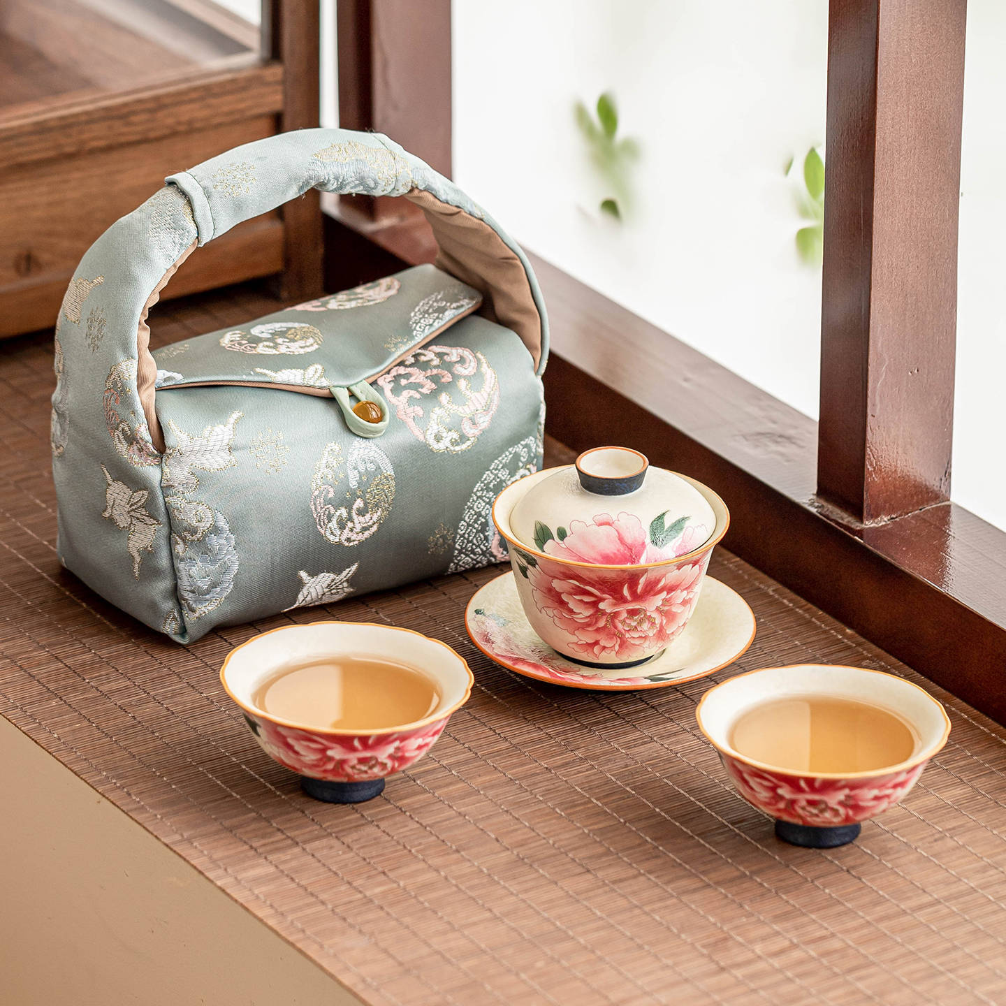 Bộ ấm chén trà ba món màu trắng đá khoáng, hoa mẫu đơn vàng, gốm sứ, di động, du lịch ngoài trời