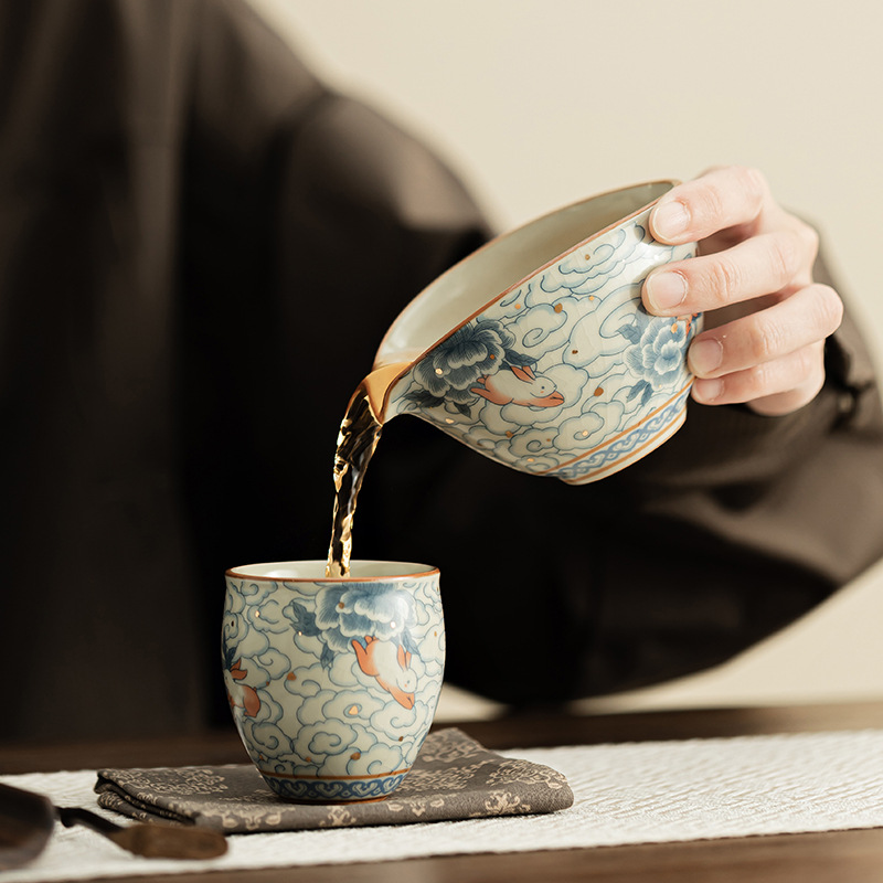 Cốc công cộng Xiangyun Ruitu Fuwan có thể nâng cốc công cộng bằng sứ Ru