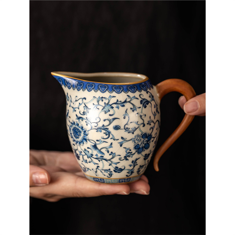 Cốc trà trắng xanh gốm sứ cốc trà công phu trà đạo phụ kiện trà đạo lớn cốc đồng phục cốc trà gia dụng