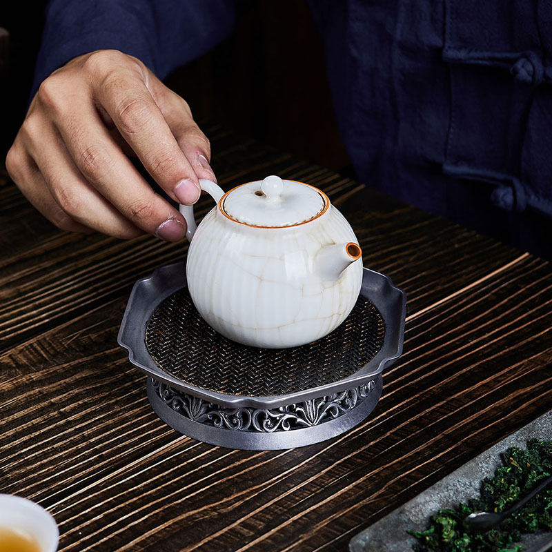 Da'antang bán buôn Ấm đun nước chạm khắc thủ công bằng thiếc cổ, bàn trà pha khô, phụ kiện trà đạo rỗng cổ điển Jianshui