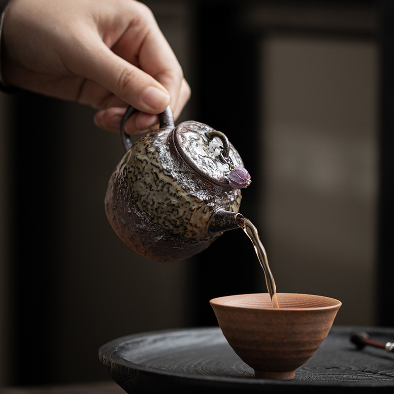 Ấm đá cũ bùn Jingsi ấm dung tích nhỏ ấm pha trà gia dụng cổ điển ấm đơn dụng cụ pha trà Kung Fu ấm lọc lỗ bóng