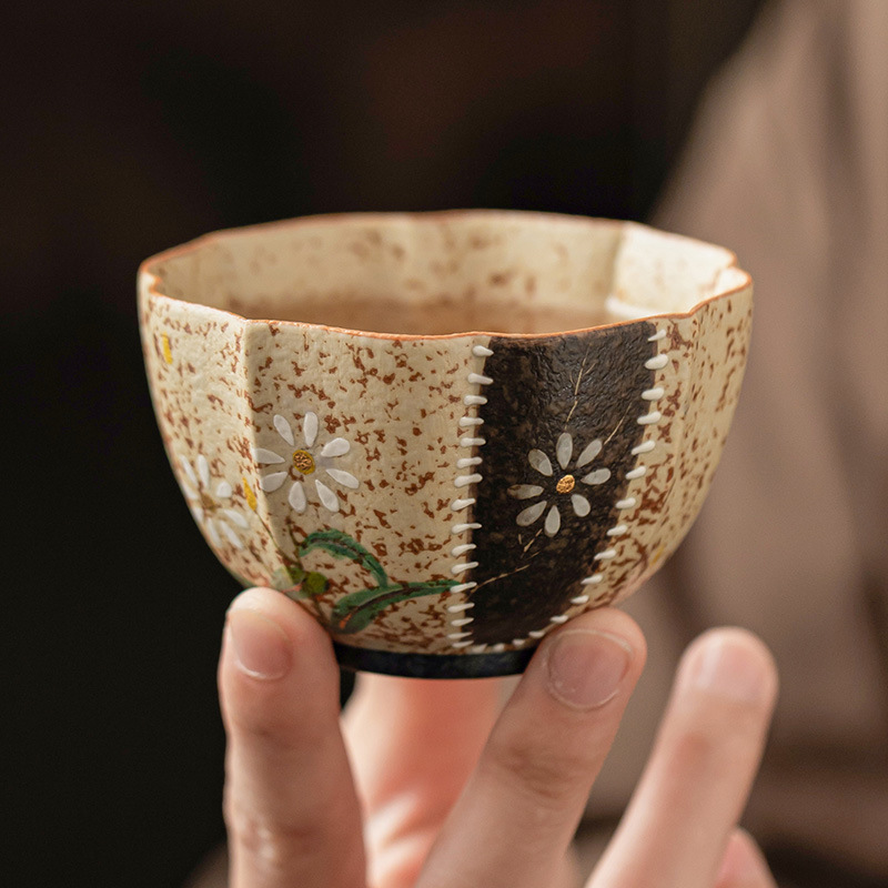 Cốc trà cổ cốc chủ nhân màu đỏ đá lửa trắng sơn vàng vẽ tay hoa cúc nhỏ cánh sen cốc trà gia dụng dung tích lớn