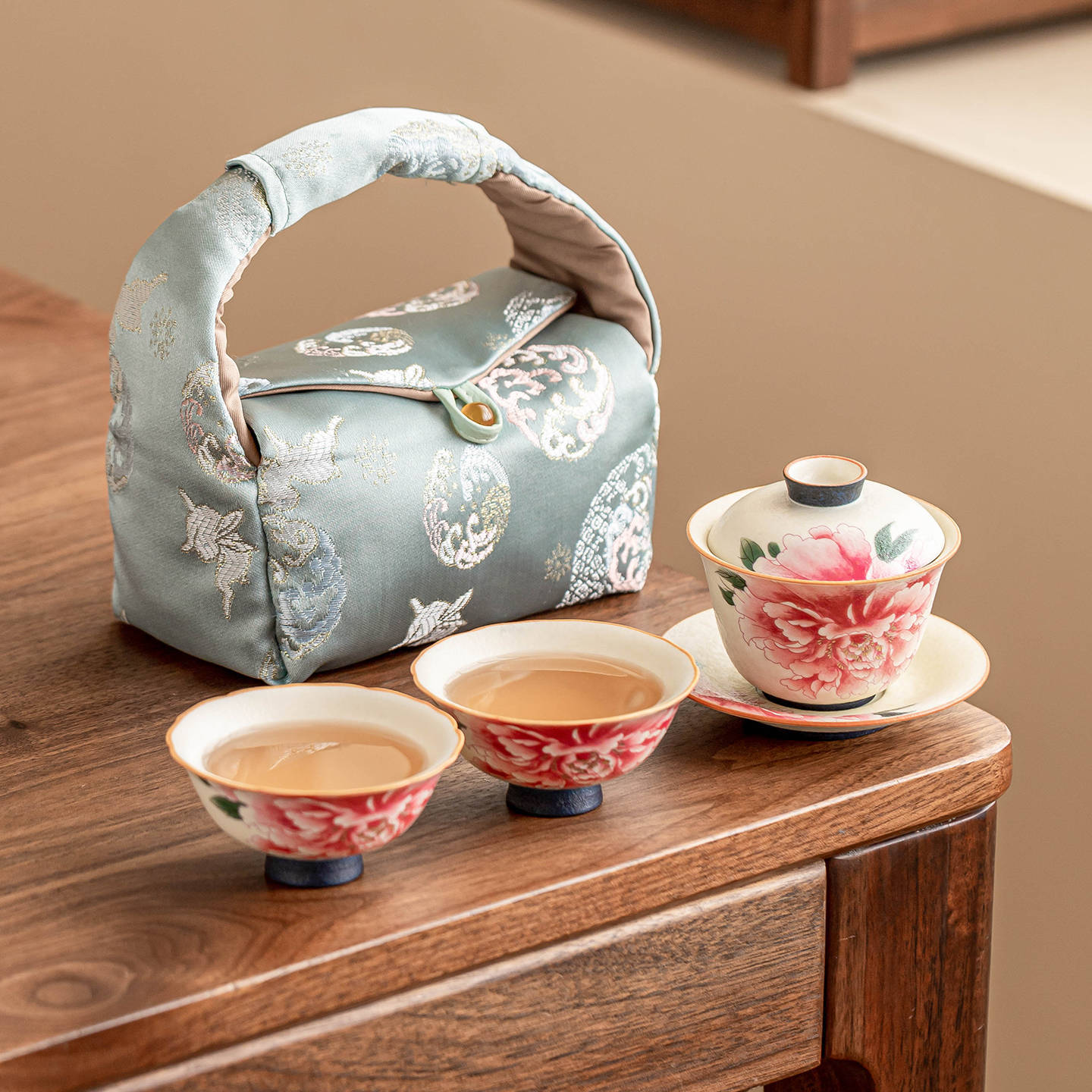 Bộ ấm chén trà ba món màu trắng đá khoáng, hoa mẫu đơn vàng, gốm sứ, di động, du lịch ngoài trời