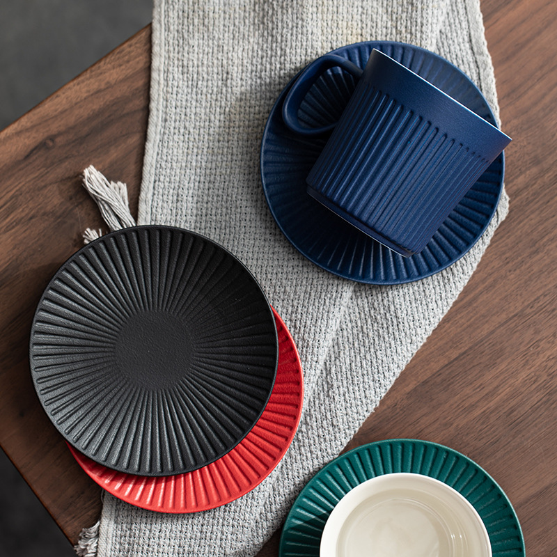 Cốc cà phê sọc dọc màu xanh lá cây kiểu Nhật Cốc gốm sứ Cốc uống nước dung tích lớn có đĩa đáy cốc ăn sáng cốc sữa