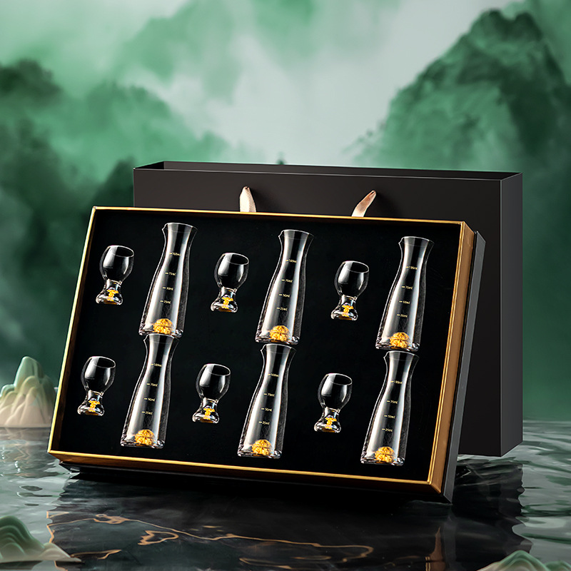 Quà tặng sinh nhật Quà tặng năm mới Quà tặng tân gia cho nam giới hàng đầu Bộ hộp quà ly rượu trắng cao cấp thực tế