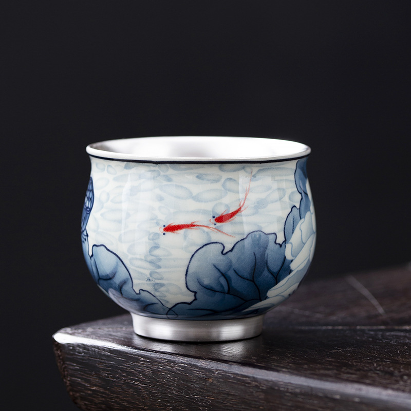 Bộ ấm chén trà Kung Fu cao cấp mạ bạc, cá chơi đùa với sen xanh, một ấm hai chén, hộp quà tặng