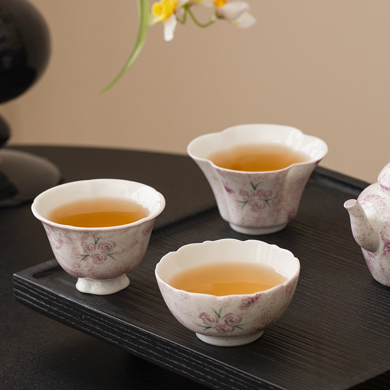 Cốc trà gốm sứ tráng men màu vẽ tay cốc chủ nhân tách trà bộ trà công phu cốc uống trà nữ gia dụng đơn giản cốc đơn