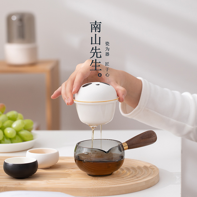 Bộ trà du lịch tay cầm bên gấu trúc một ấm hai cốc cốc xe hơi di động gia dụng bộ trà ngoài trời